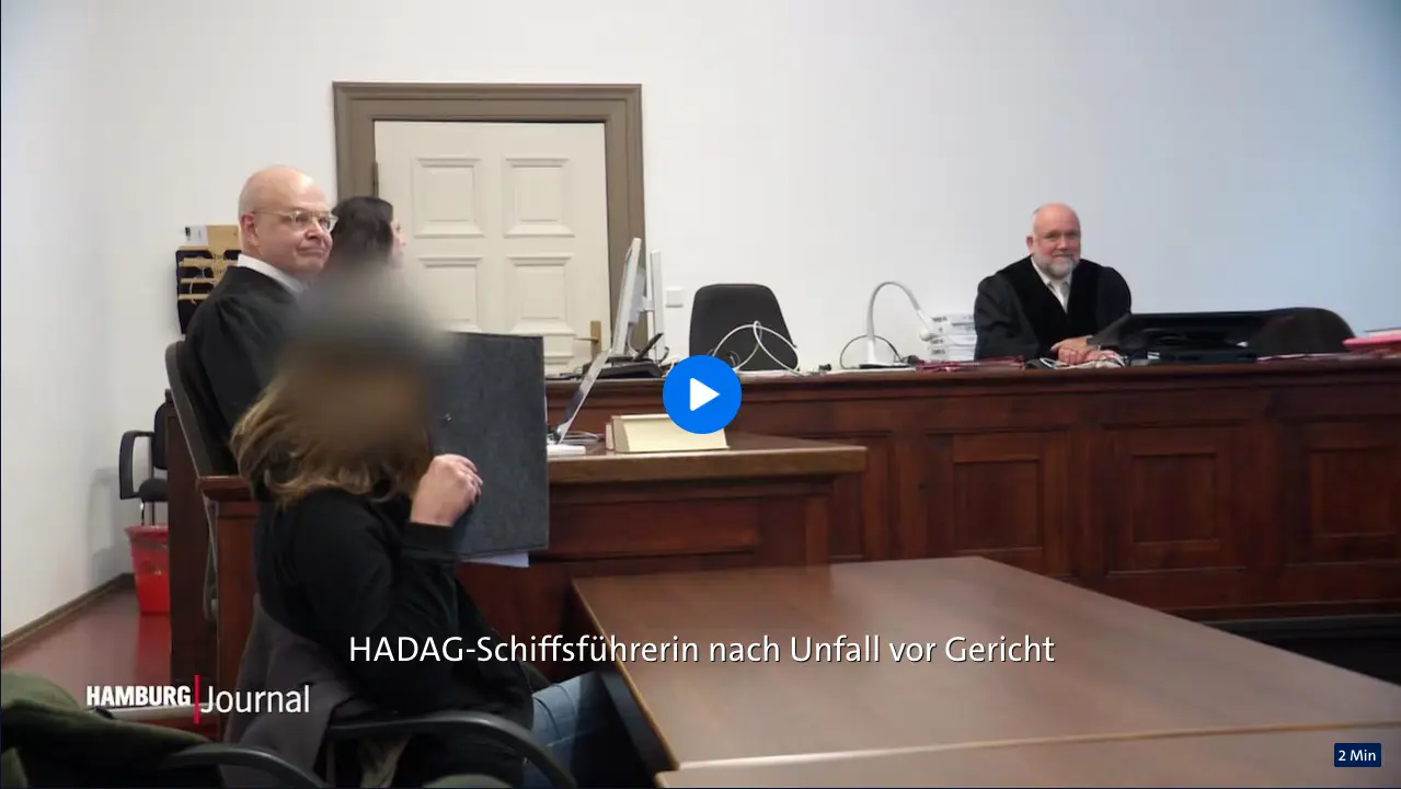 HADAG-Schiffsfuehrerin-nach-Unfall-vor-Gericht-Carsten-Grau